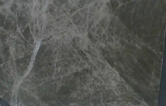 Emparador Dark Yerli